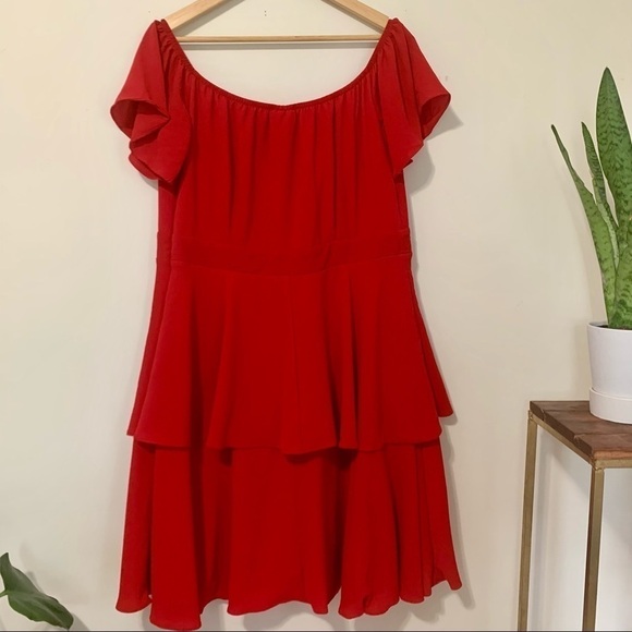 City Chic True Romance Tiered Ruffle Dress in Red‎ sz S/16 - Picture 4 of 4